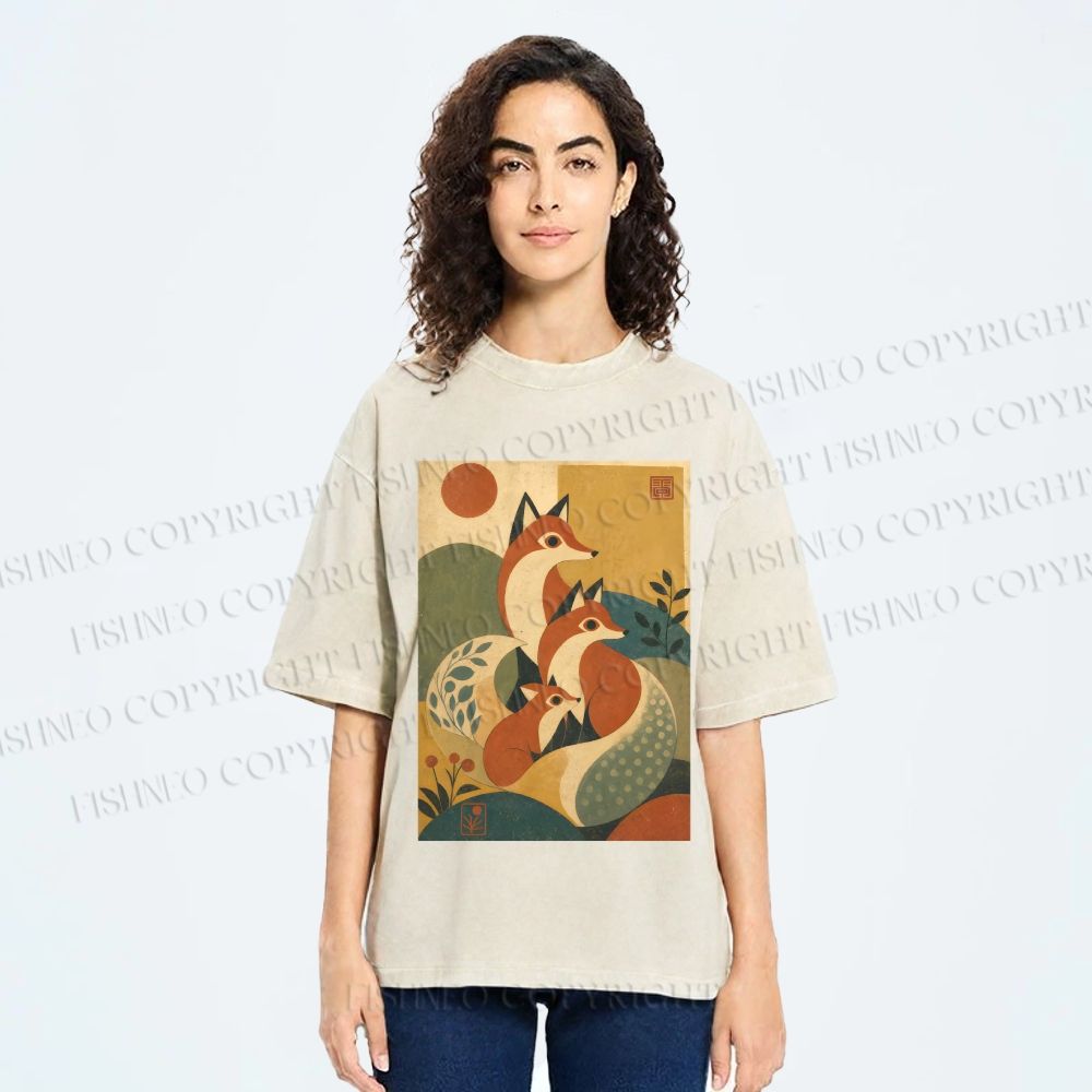 Unisex Vintage Fox Family in Mountain Printed Washed Tee