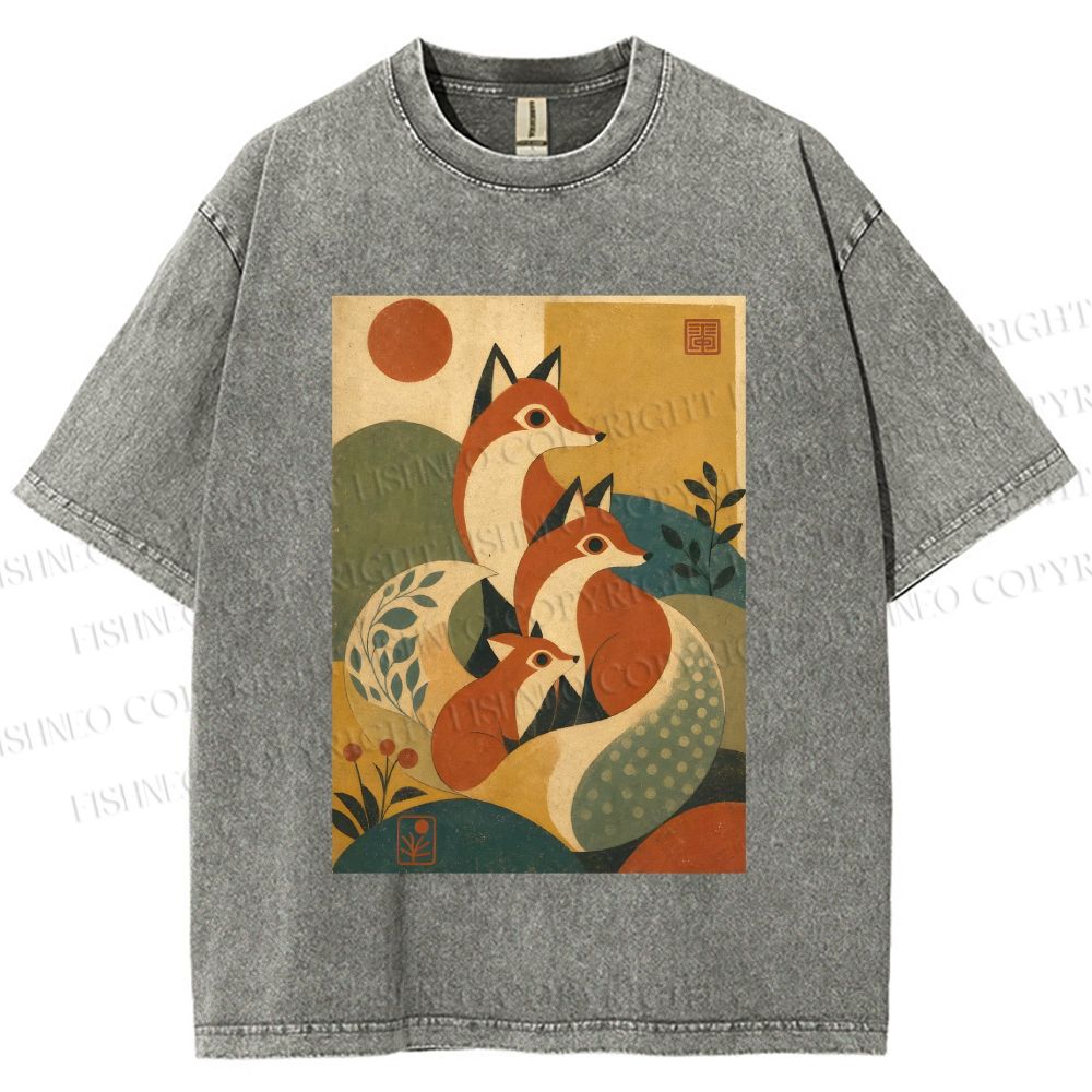 Unisex Vintage Fox Family in Mountain Printed Washed Tee