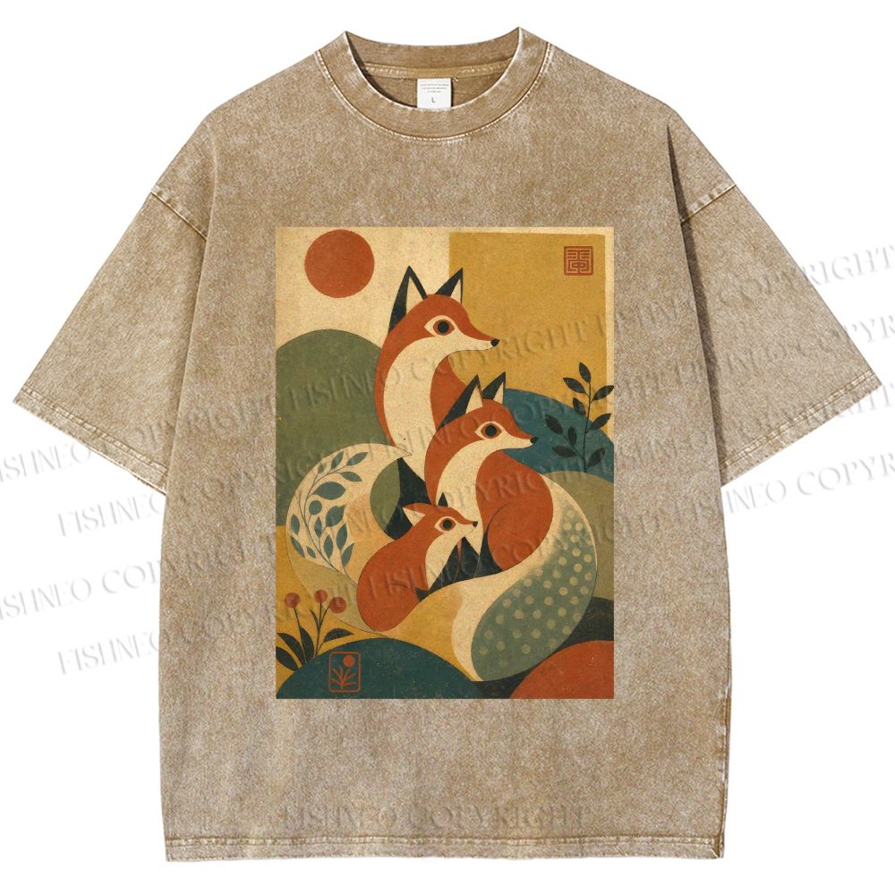 Unisex Vintage Fox Family in Mountain Printed Washed Tee