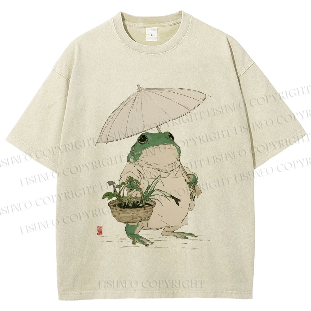 Unisex Holding An Umbrella Frog Printed Washed Tee