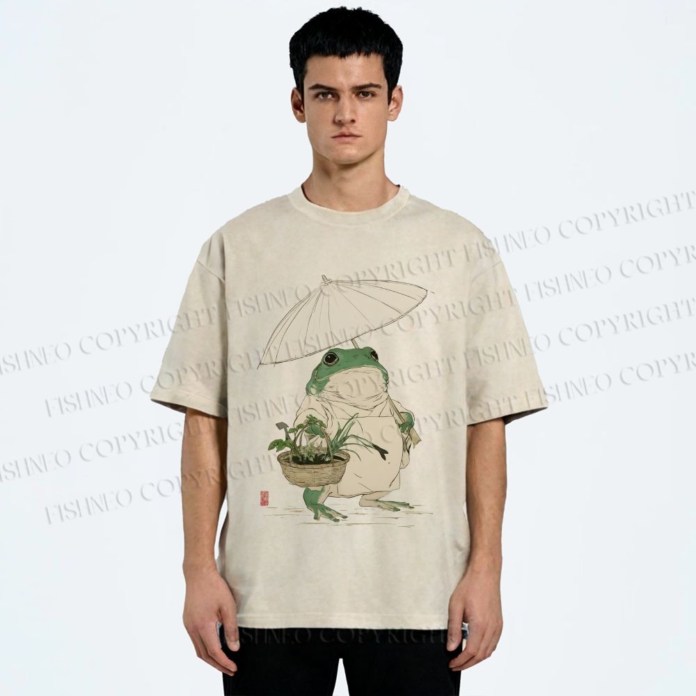 Unisex Holding An Umbrella Frog Printed Washed Tee