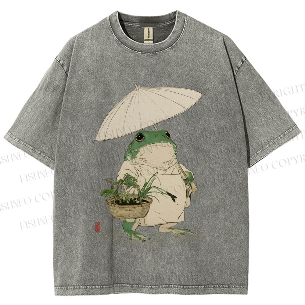 Unisex Holding An Umbrella Frog Printed Washed Tee