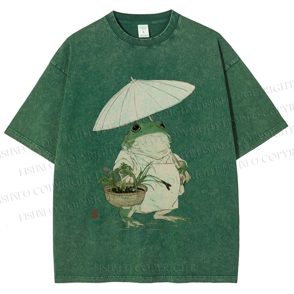 Unisex Holding An Umbrella Frog Printed Washed Tee