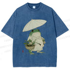 Unisex Holding An Umbrella Frog Printed Washed Tee