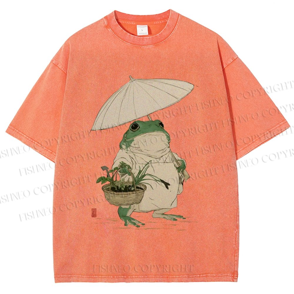 Unisex Holding An Umbrella Frog Printed Washed Tee