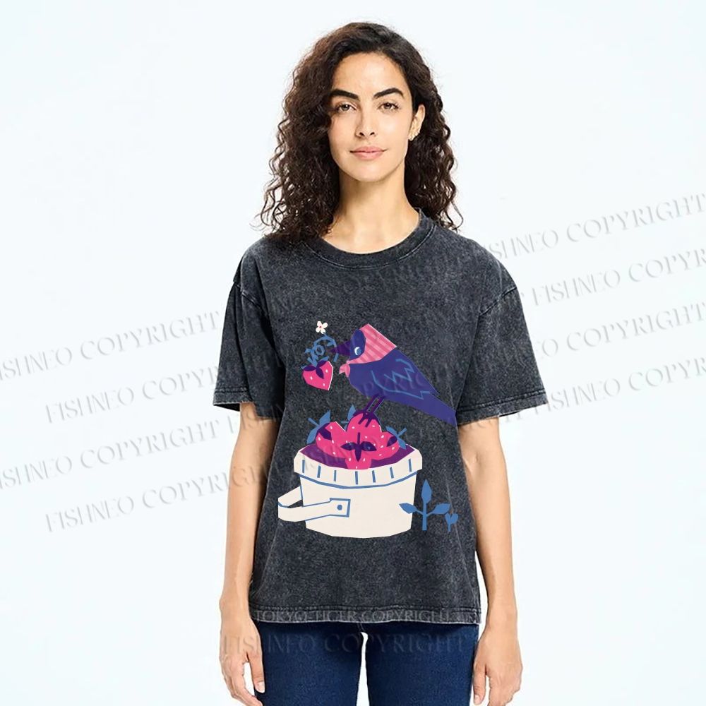 Unisex Geometric Crow Wearing a Headscarf Stealing Berry Printed Washed Tee