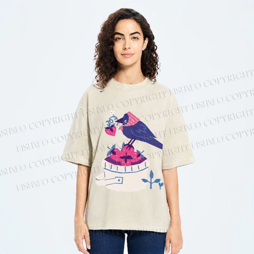 Unisex Geometric Crow Wearing a Headscarf Stealing Berry Printed Washed Tee
