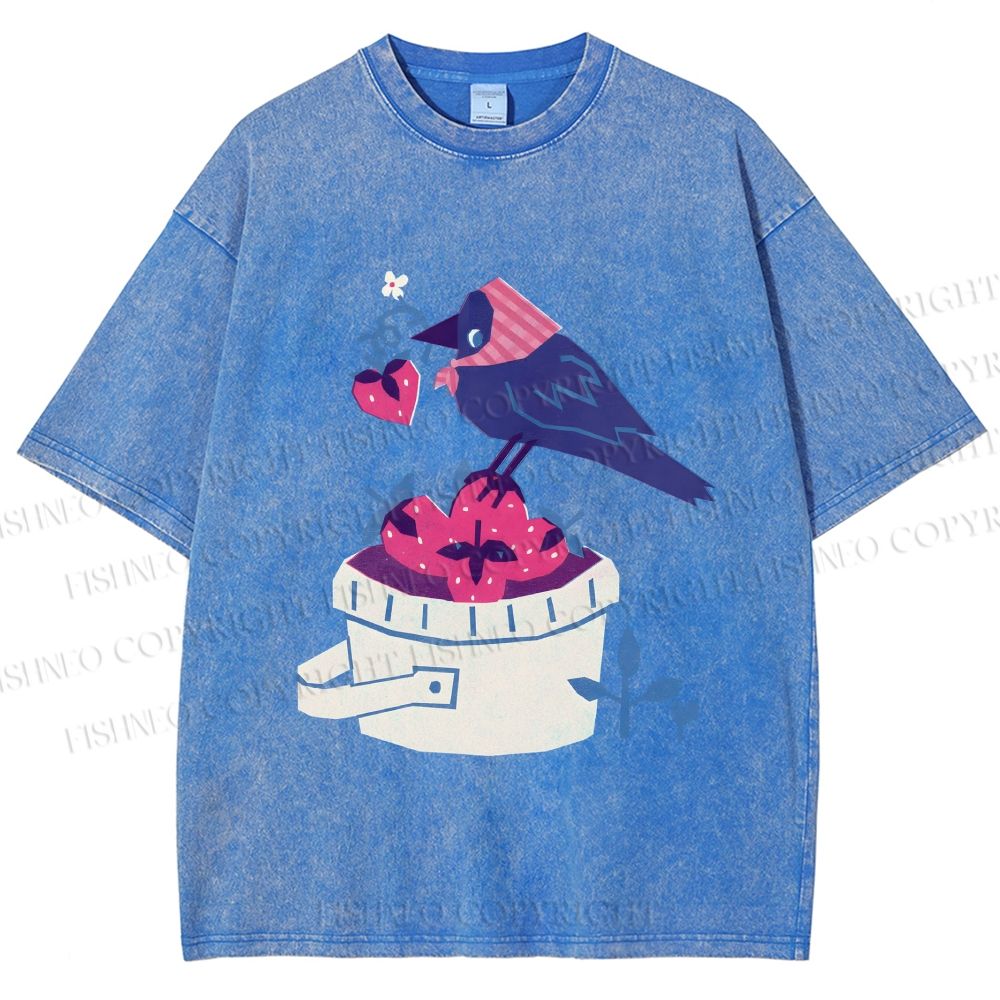 Unisex Geometric Crow Wearing a Headscarf Stealing Berry Printed Washed Tee