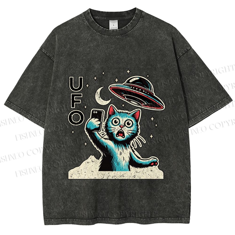 Unisex Retrom Cat UFO Printed Washed Tee