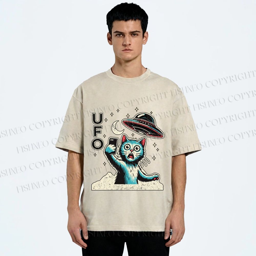 Unisex Retrom Cat UFO Printed Washed Tee