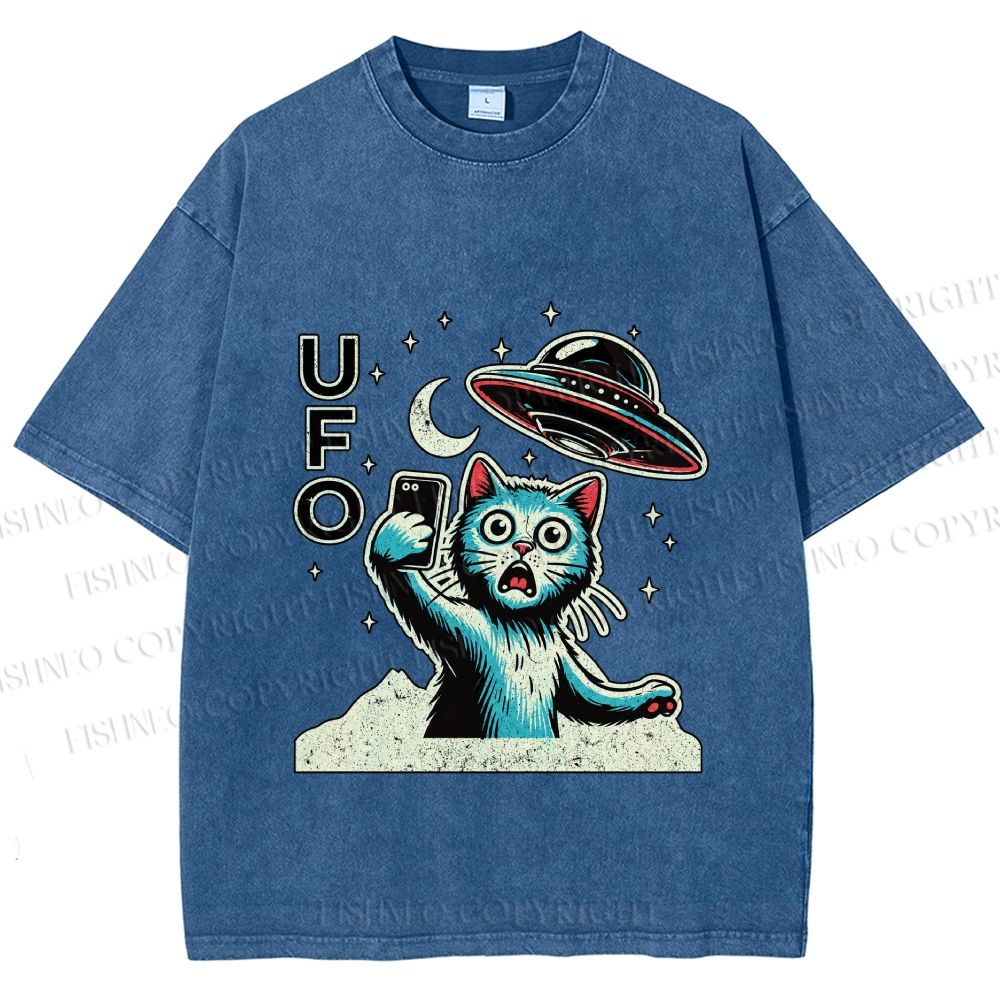 Unisex Retrom Cat UFO Printed Washed Tee