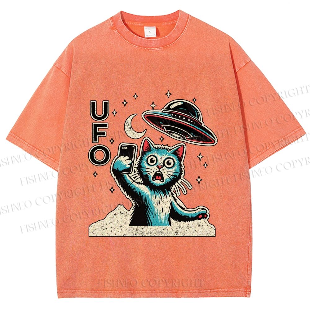 Unisex Retrom Cat UFO Printed Washed Tee