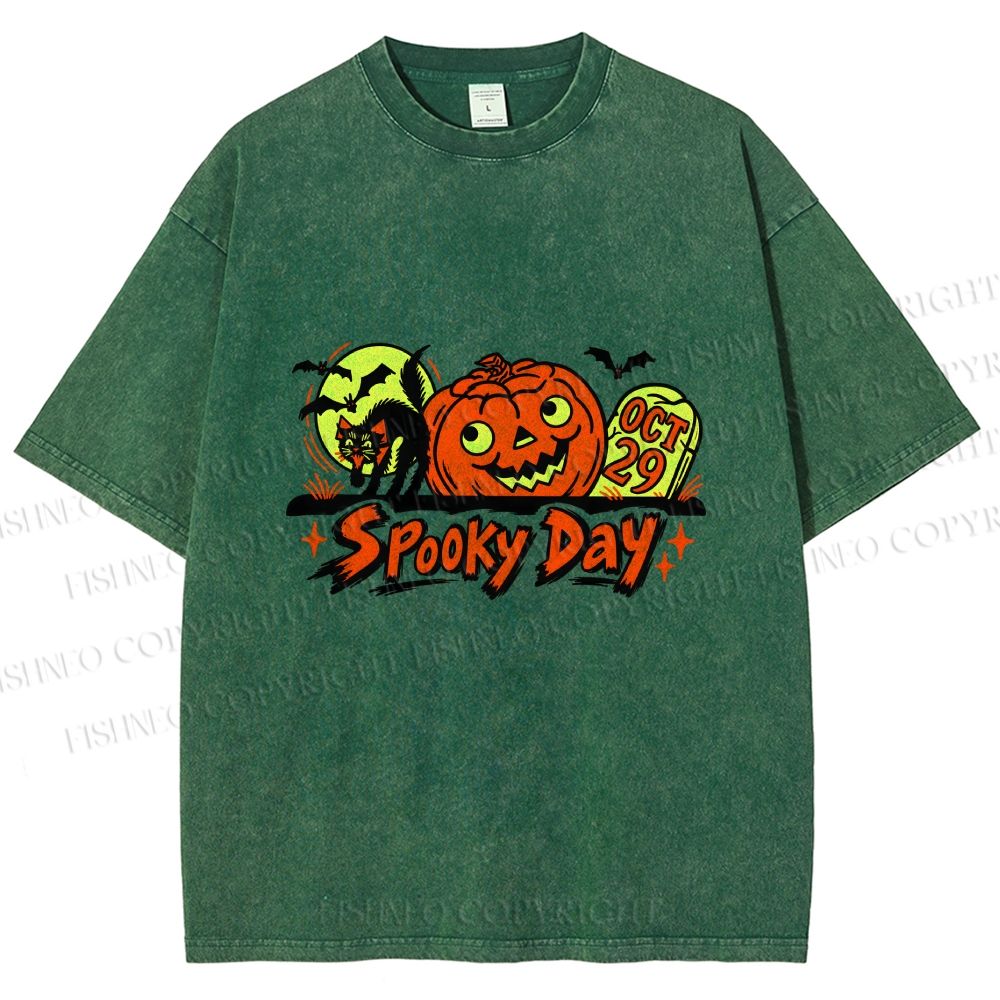 Unisex Black Cat With Pumpkin in a Spooky Day Halloween Printed Washed Tee