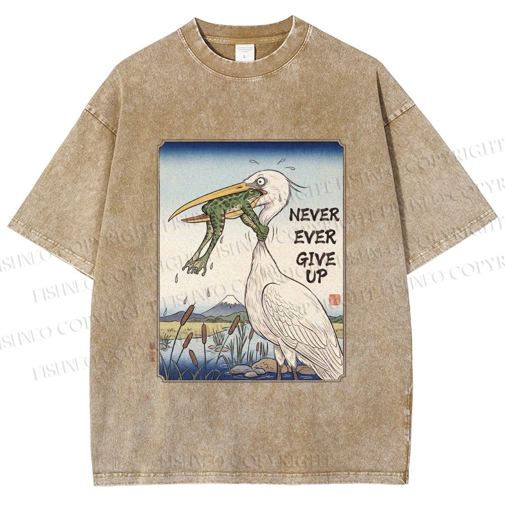 Unisex Never Ever Give Up Frog Printed Washed Tee