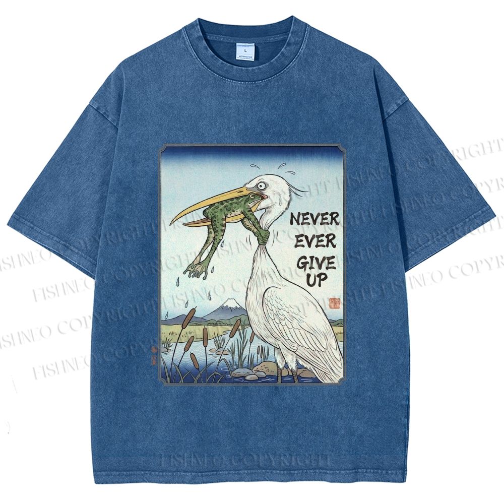 Unisex Never Ever Give Up Frog Printed Washed Tee