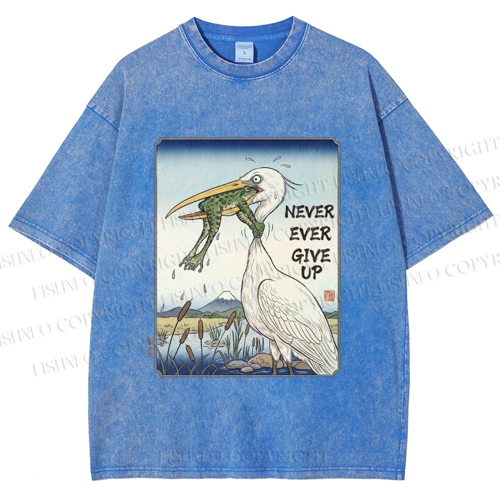Unisex Never Ever Give Up Frog Printed Washed Tee