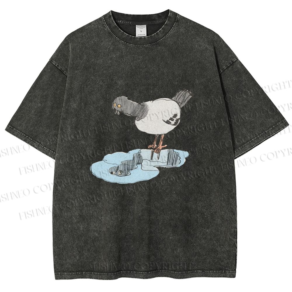 Unisex Funny Pigeon Look Himself in Water Printed Washed Tee