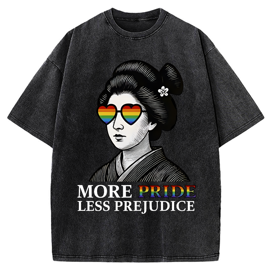 Geisha Wearing Sunglasses Vintage Washed T-shirt