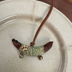 Natural Peapod Funny Dachshund Necklace