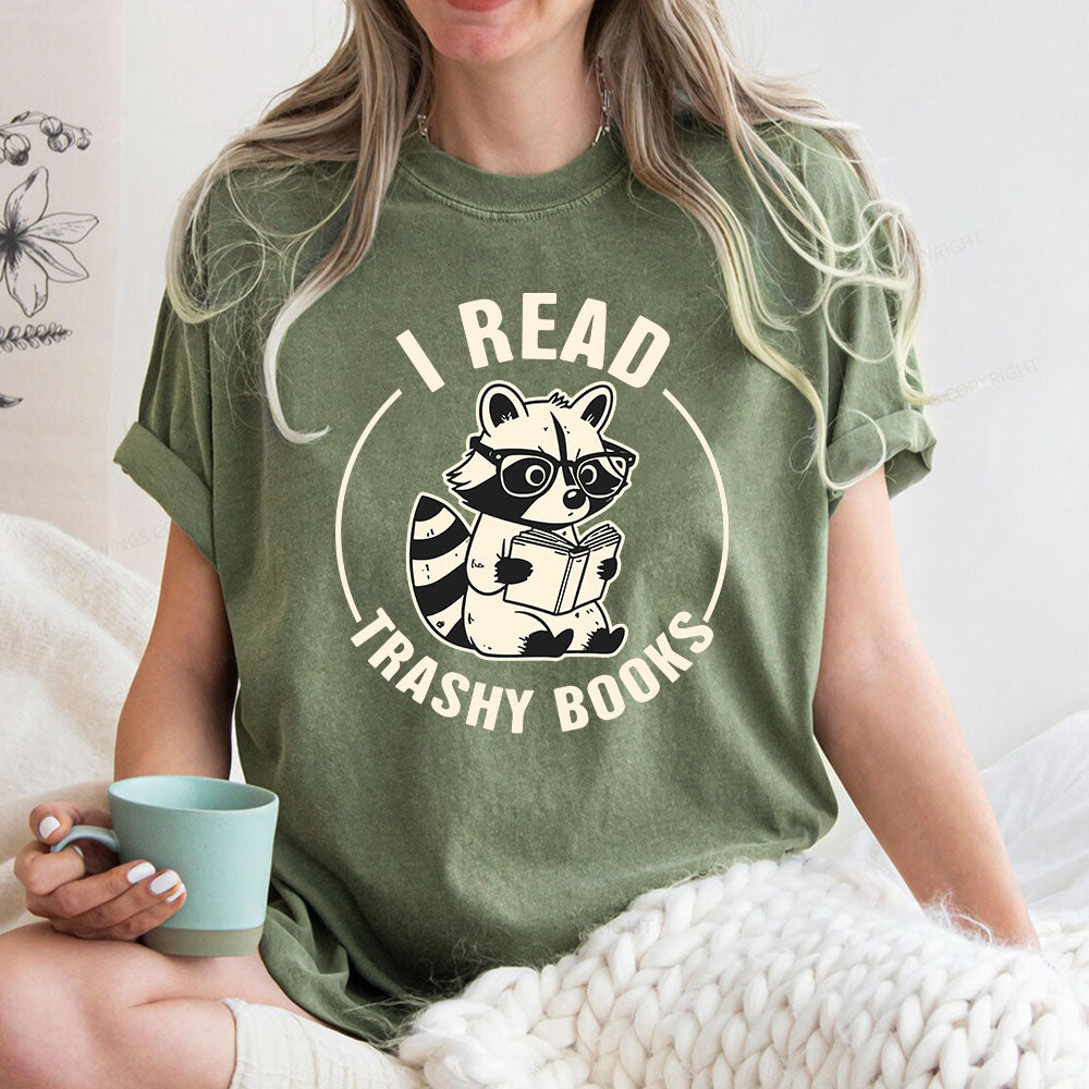 I Read Trashy Books Unisex Washed T-shirt