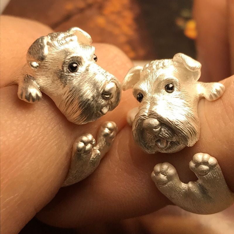 Schnauzer dog ring