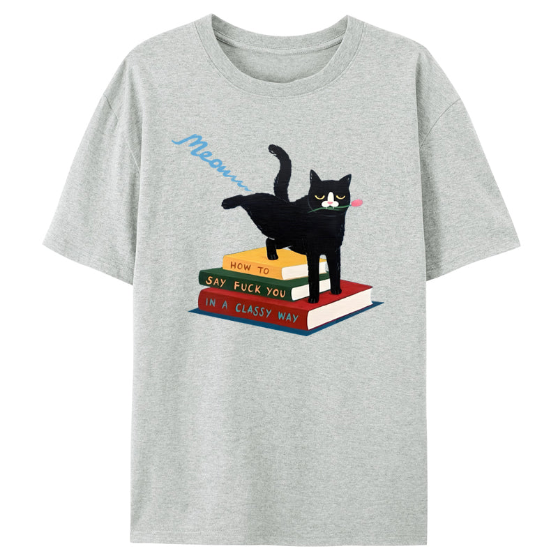 Cat standing on books Classic T-Shirt