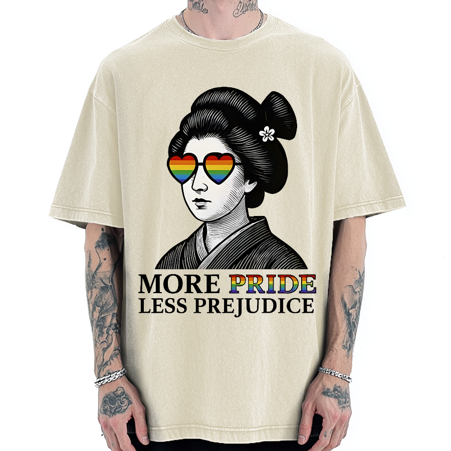 Geisha Wearing Sunglasses Vintage Washed T-shirt