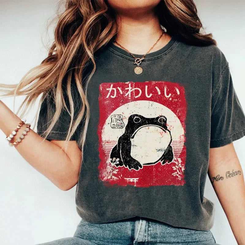 Woodblock Print Grumpy Frog Washed T-Shirt