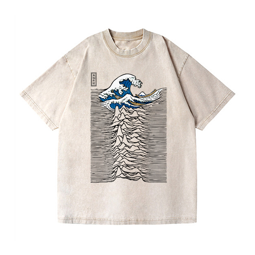 The Great Wave off Kanagawa Ukiyoe Vintage Wash Japanese Design T-Shirt
